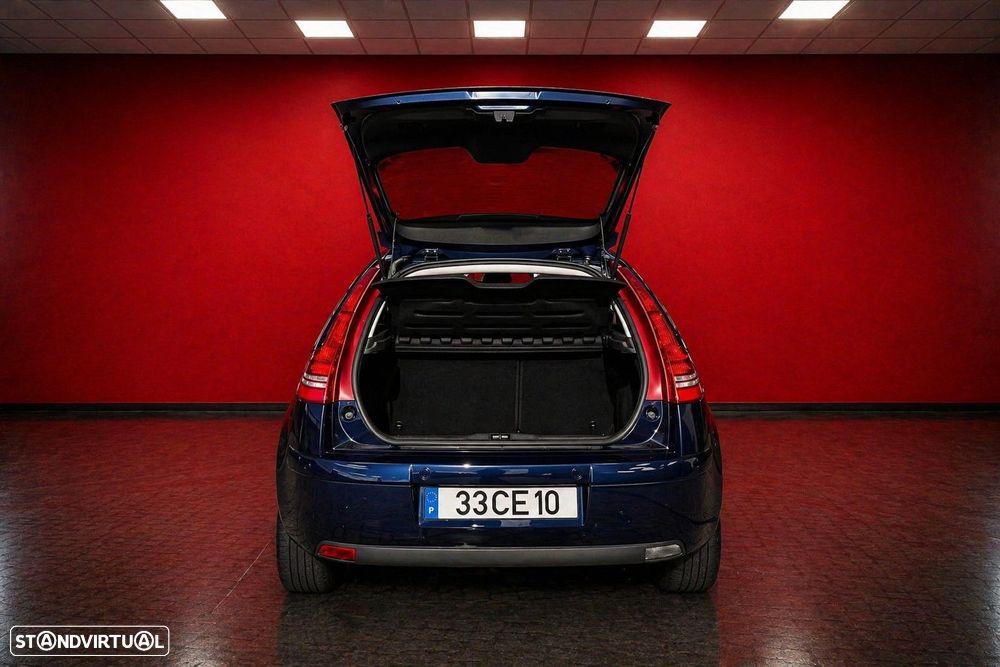 Citroën C4 1.4 16V SX - 8