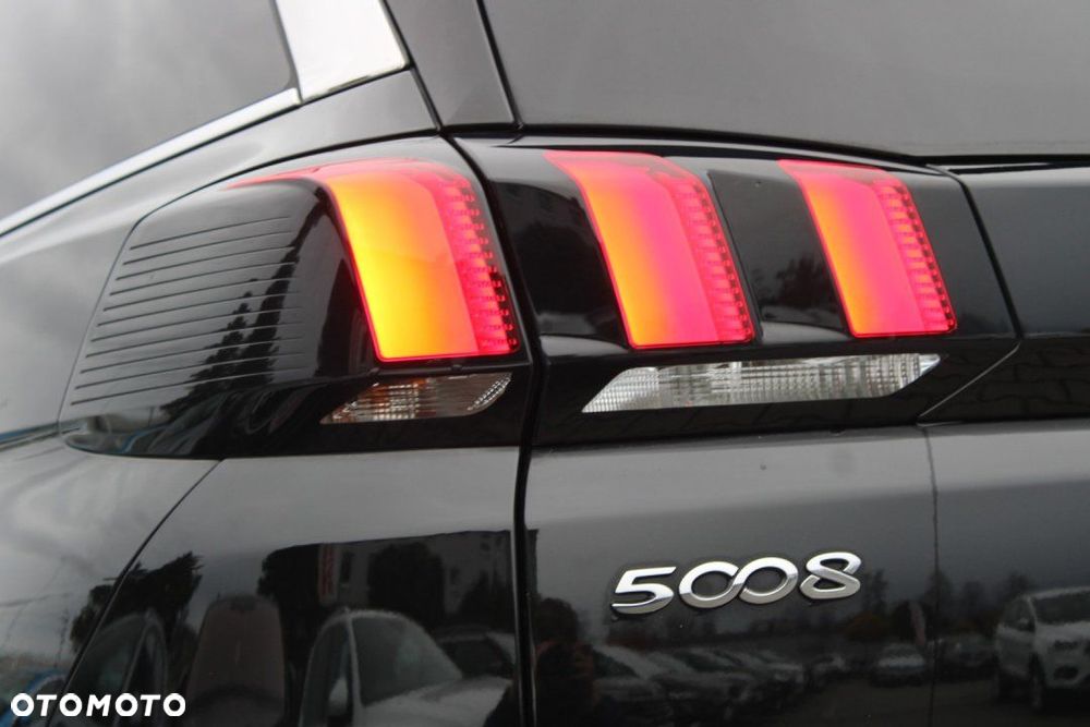 Peugeot 5008 - 12