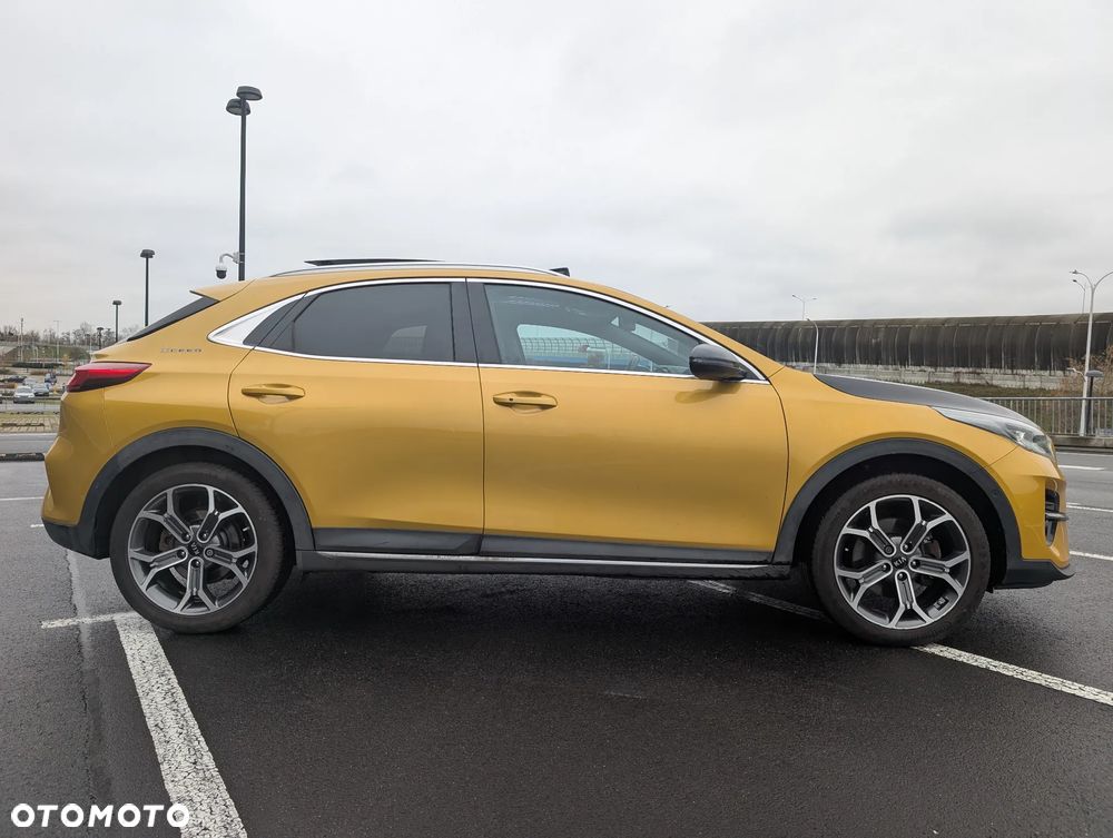 Kia XCeed 1.6 CRDi DCT7 LAUNCH EDITION - 4