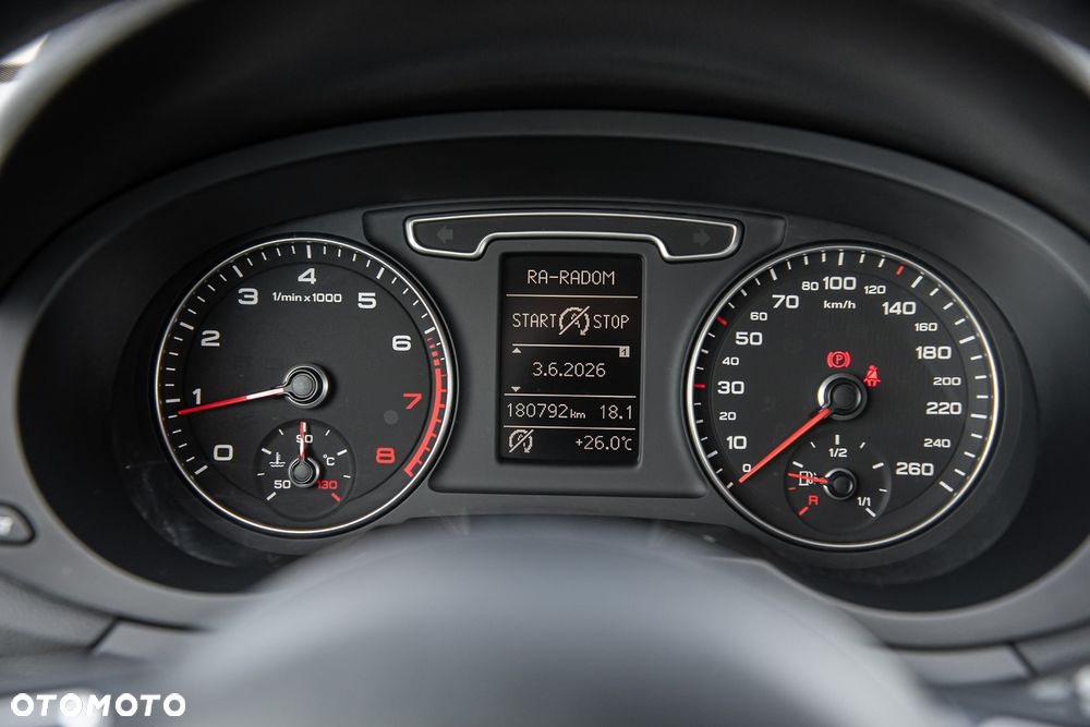 Audi Q3 - 18