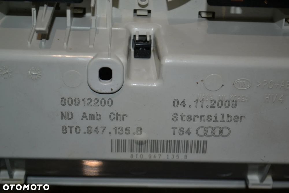 AUDI A4 B8 A5 LAMPKA WNĘTRZA PODSUFITKI DIODY LED 8T0947135B - 6