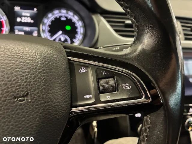 Skoda Octavia 2.0 TSI Style DSG - 24