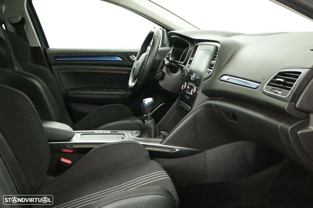 Renault Mégane Sport Tourer 1.3 TCe GT Line - 22