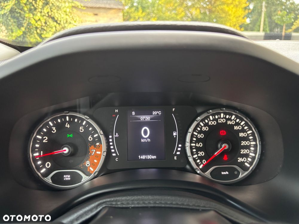 Jeep Renegade 1.4 MultiAir Longitude - 19