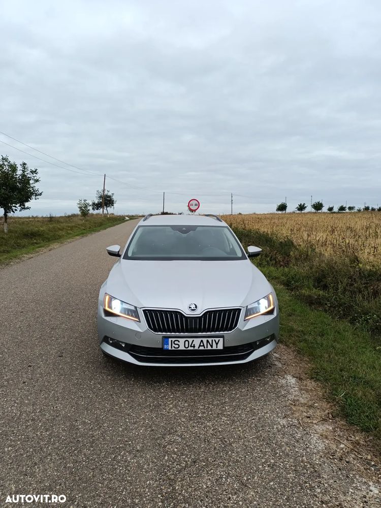 Skoda Superb Combi 2.0 TDI DSG Active - 2