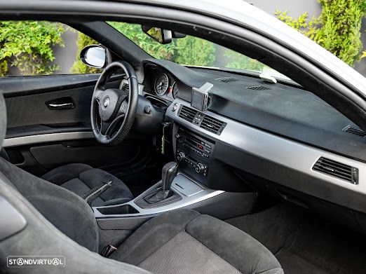 BMW 320 d Coupe Auto - 8