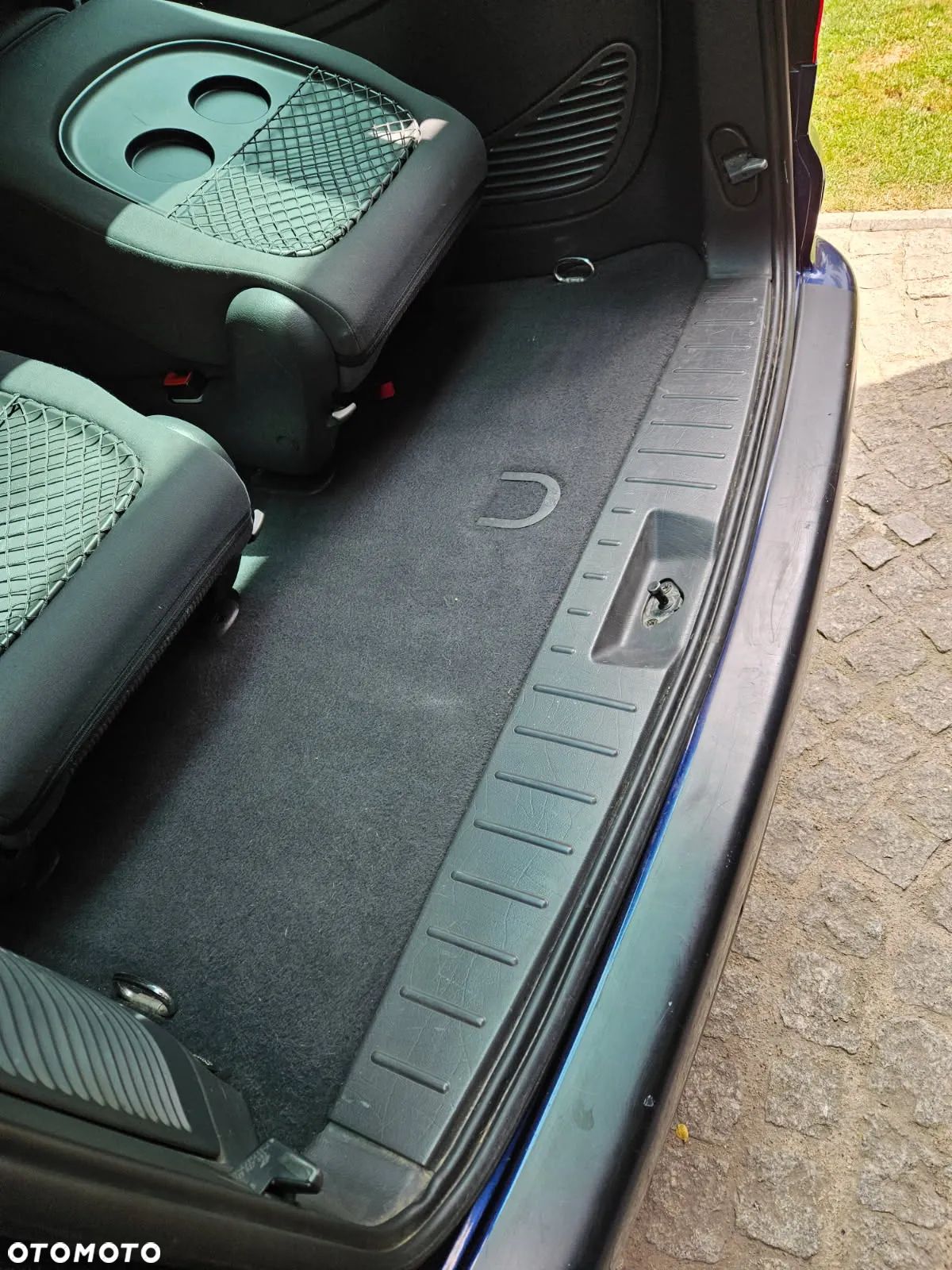 Volkswagen Sharan 1.9 TDI Highline - 16