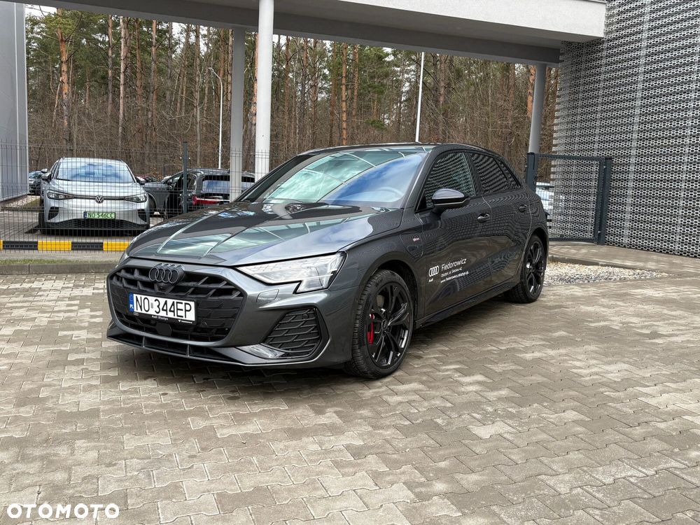 Audi A3 Sportback - 1
