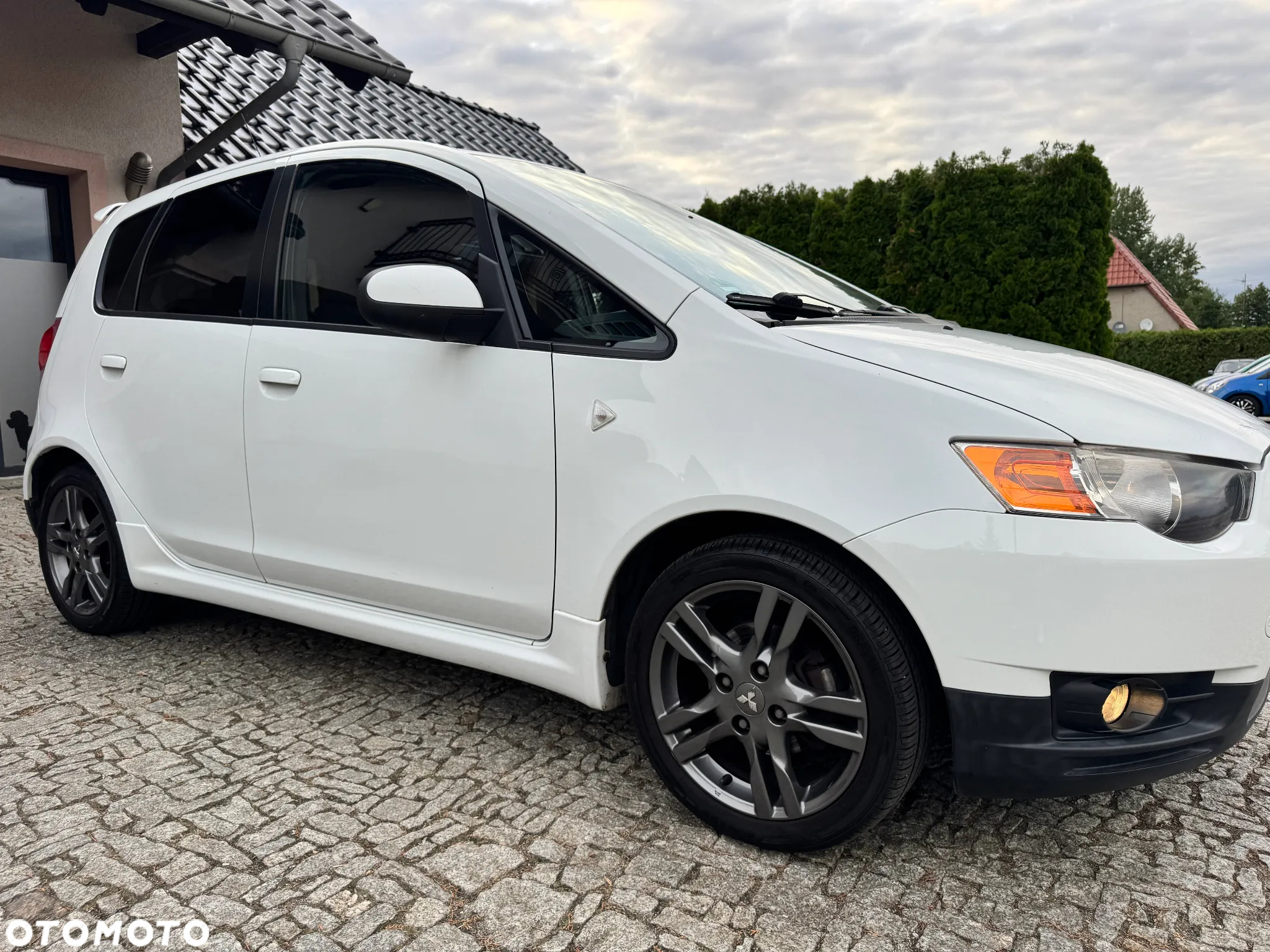 Mitsubishi Colt 1.3 Polar - 11