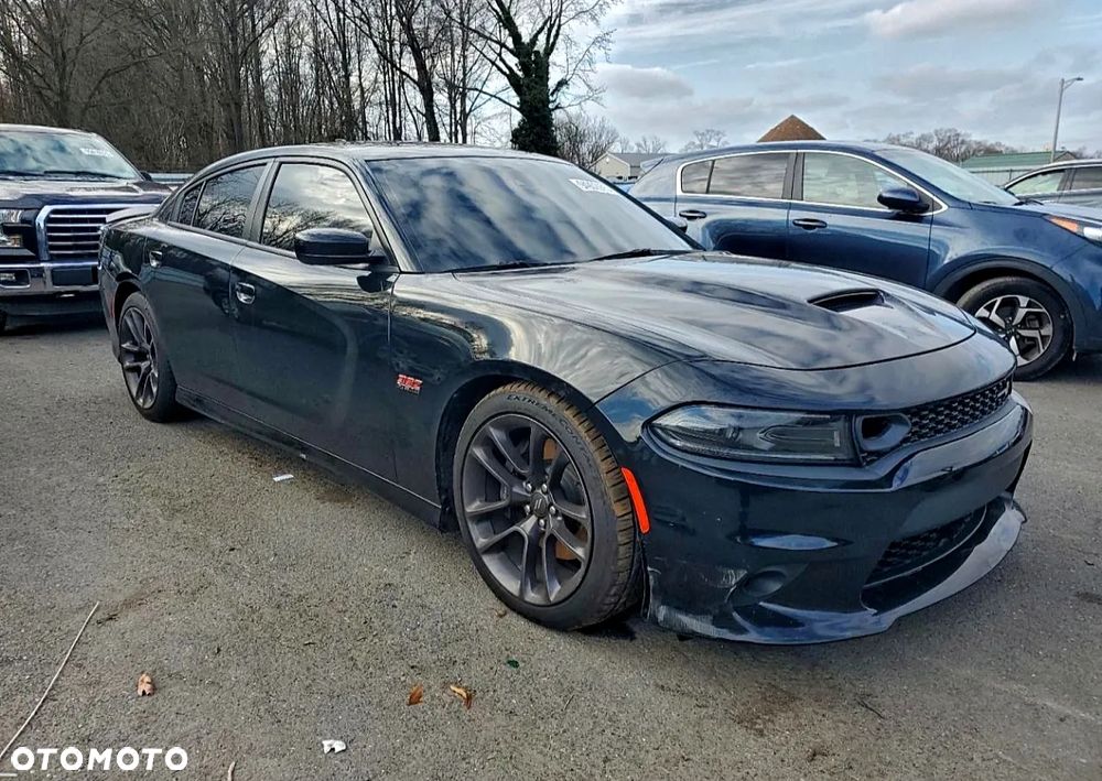Dodge Charger - 4