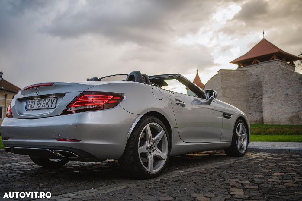 Mercedes-Benz SLC - 8
