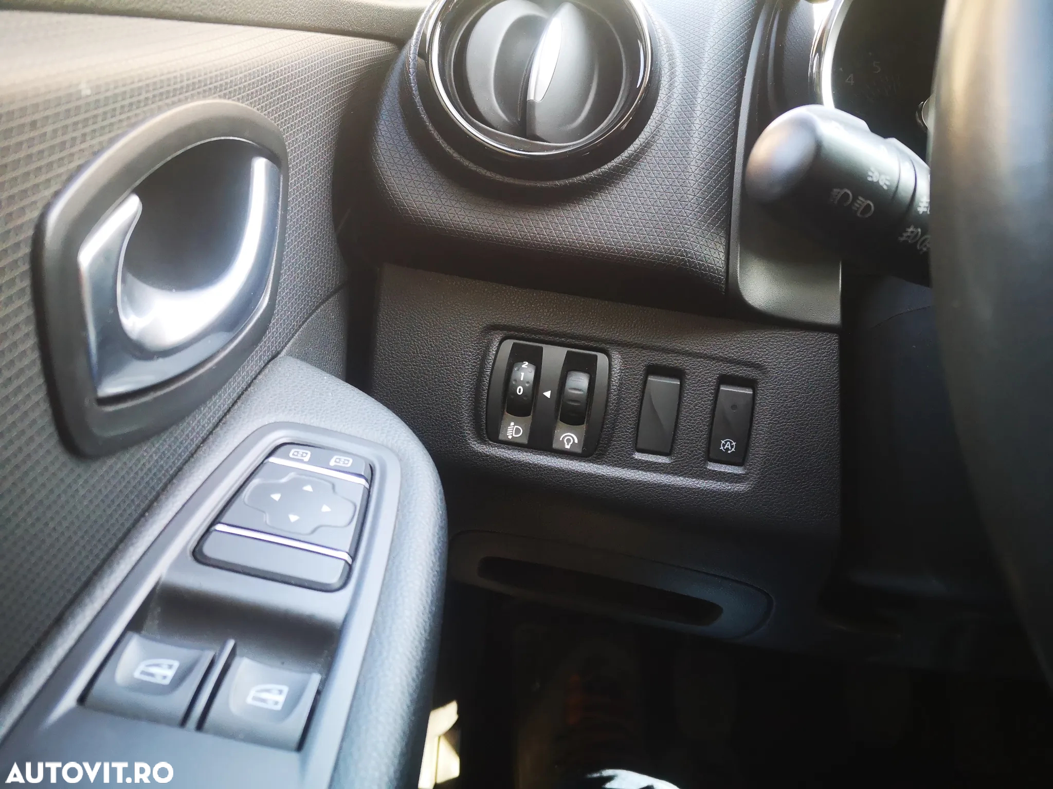 Renault Clio IV TCe Zen - 14