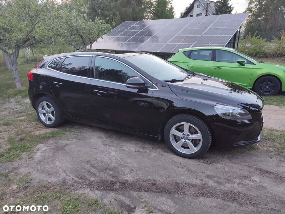 Volvo V40 D4 Drive-E Momentum - 11
