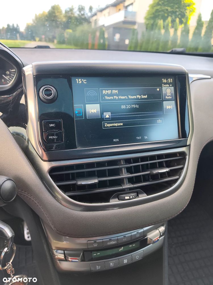 Peugeot 208 1.6 THP Allure - 8