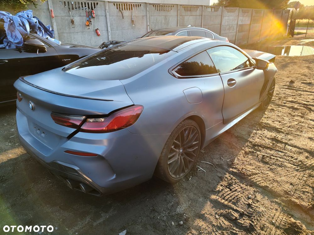BMW Seria 8 M850i xDrive - 4