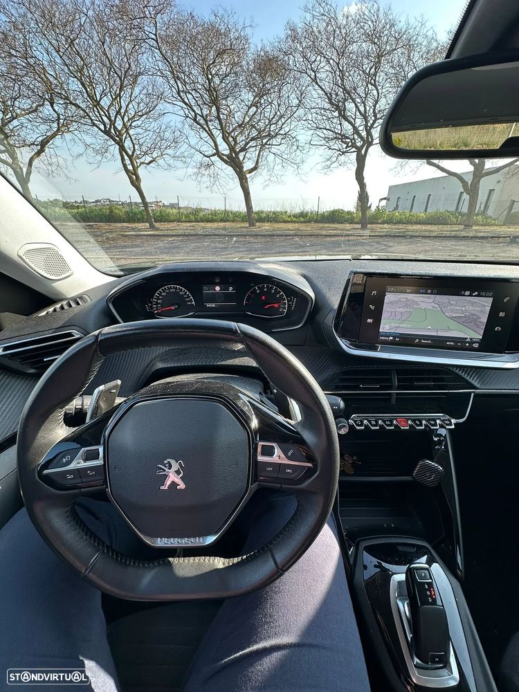 Peugeot 2008 - 6
