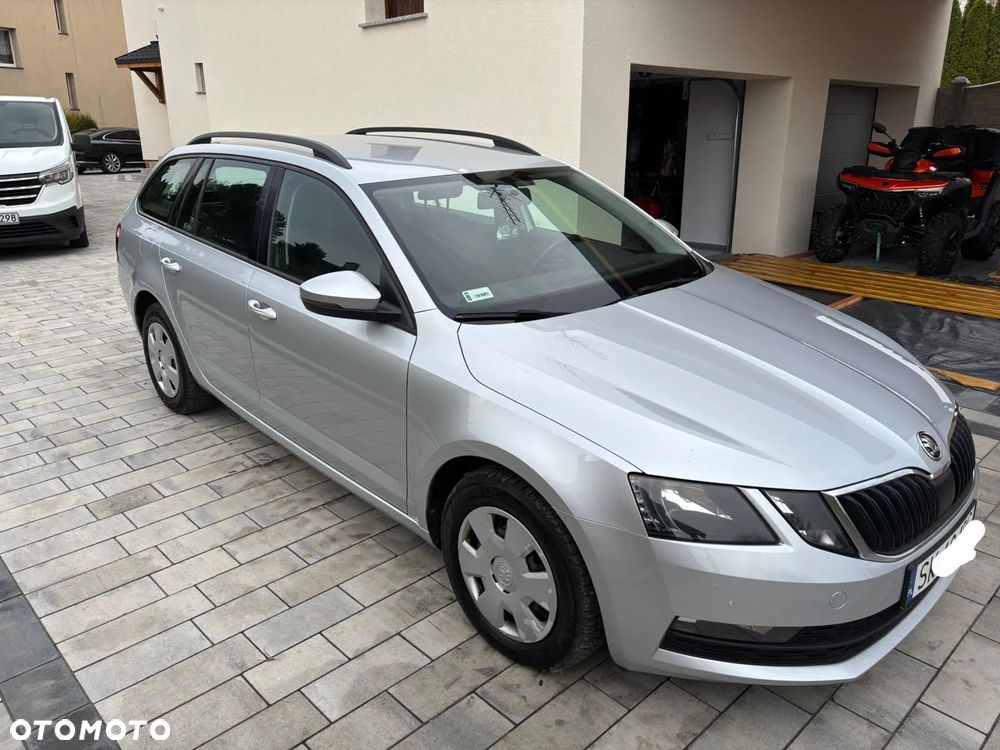 Skoda Octavia 1.6 TDI Ambition - 2