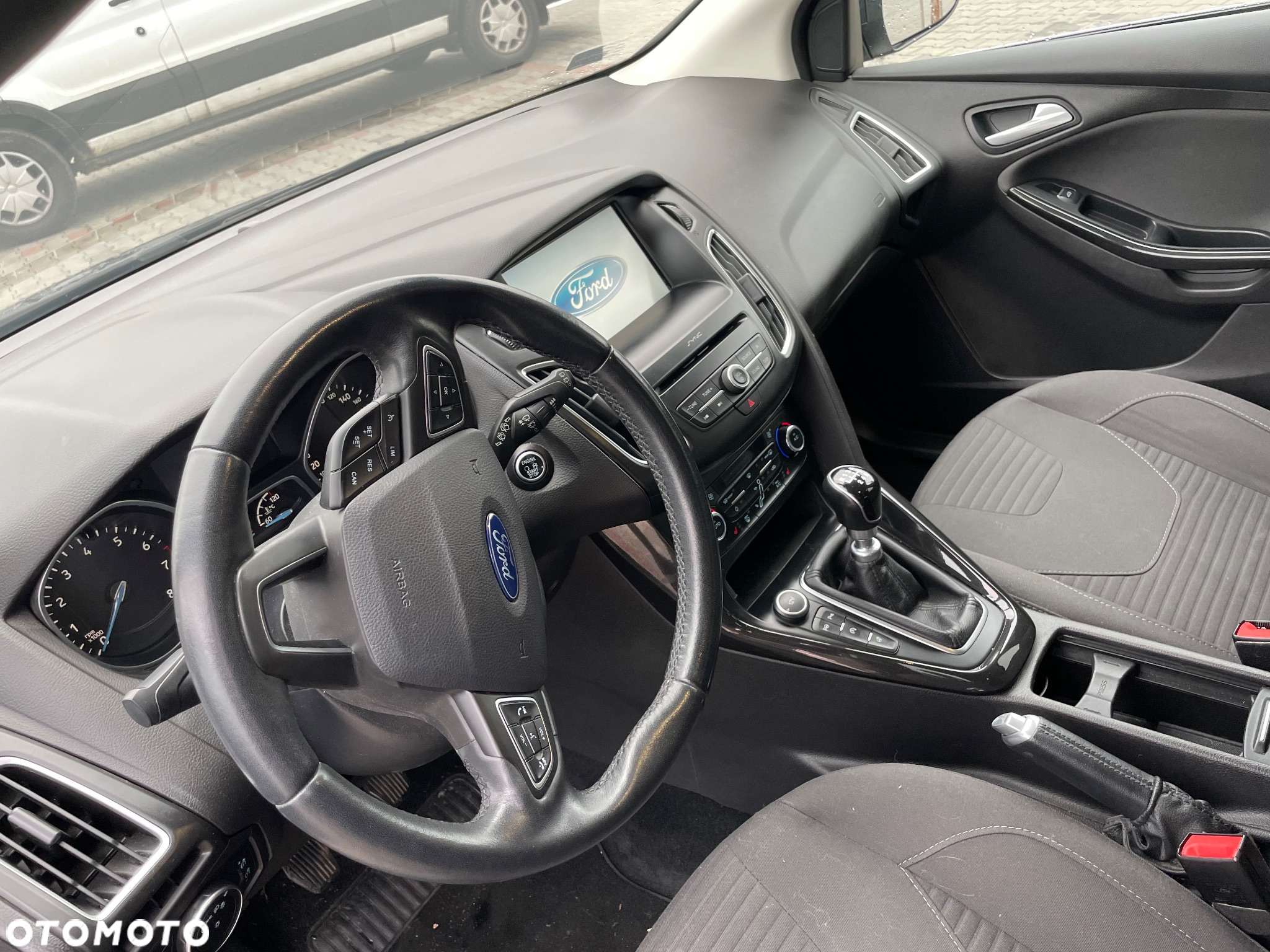 Ford Focus 1.5 EcoBoost Titanium ASS - 3
