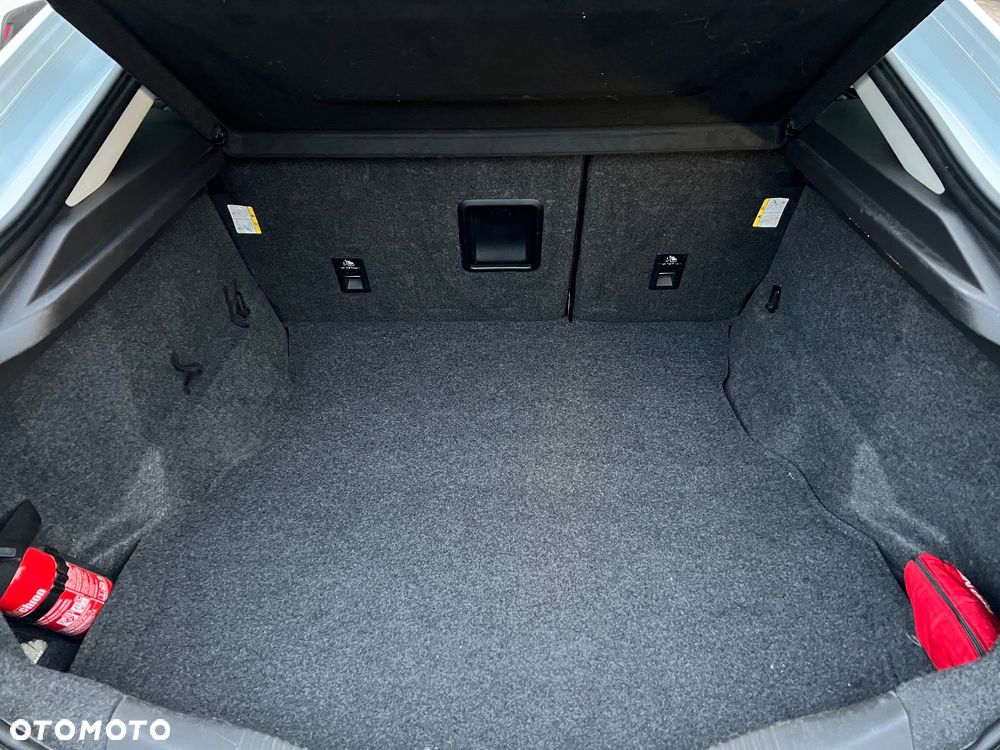 Ford Mondeo 1.5 EcoBoost Trend - 16