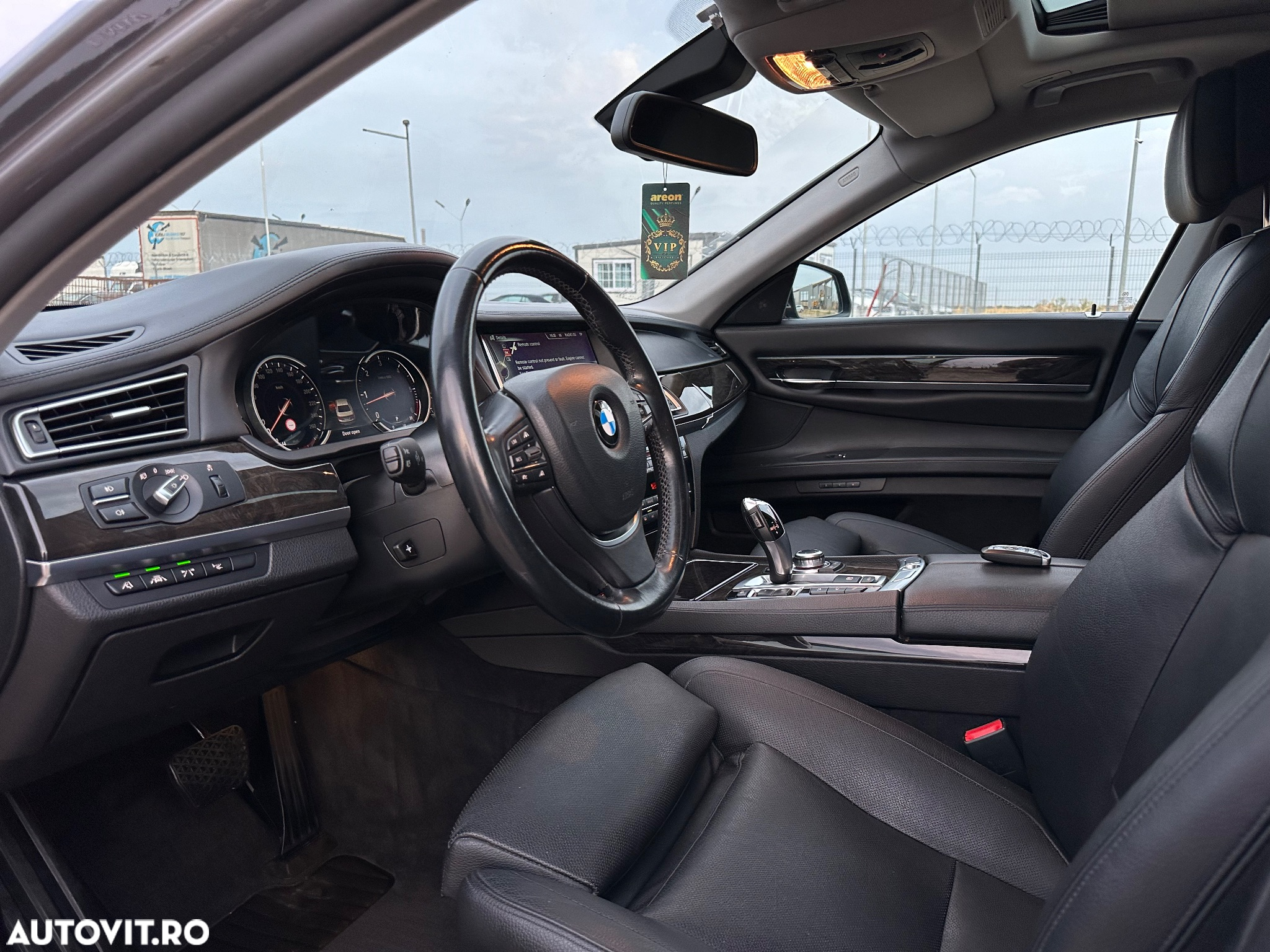BMW Seria 7 730d xDrive - 22