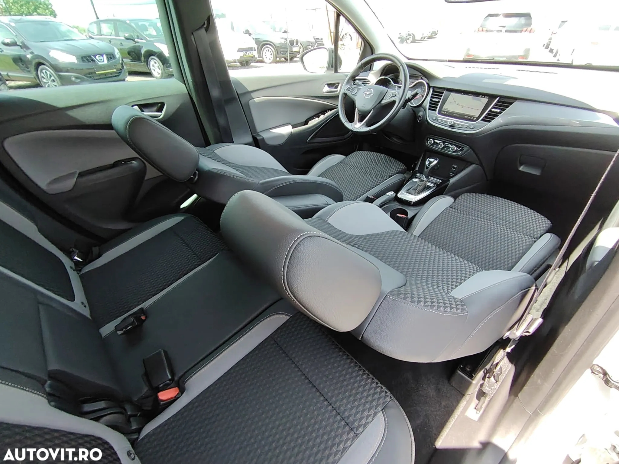 Opel Crossland X 1.2 Start/Stop Ultimate Aut. - 11