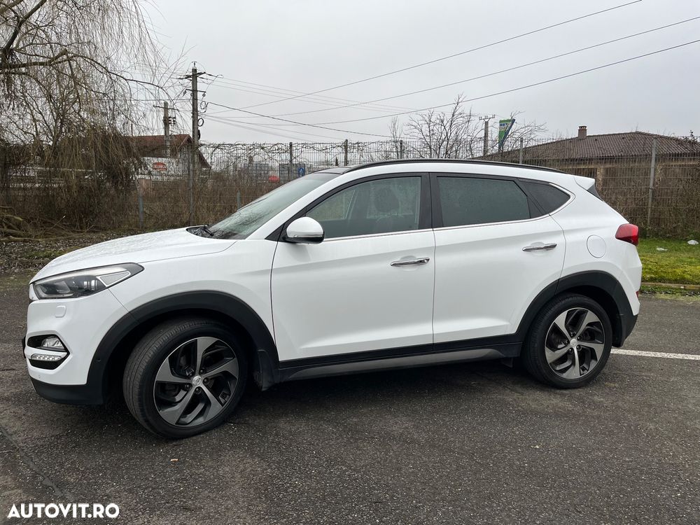 Hyundai Tucson 2.0 CRDI 4WD Automatik Premium - 2