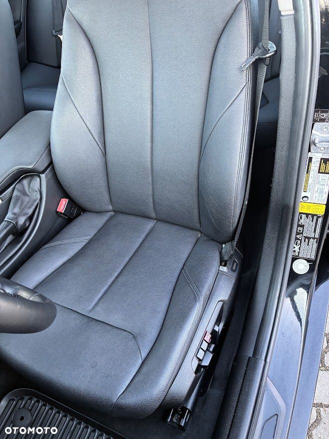 BMW Seria 3 328i xDrive - 11