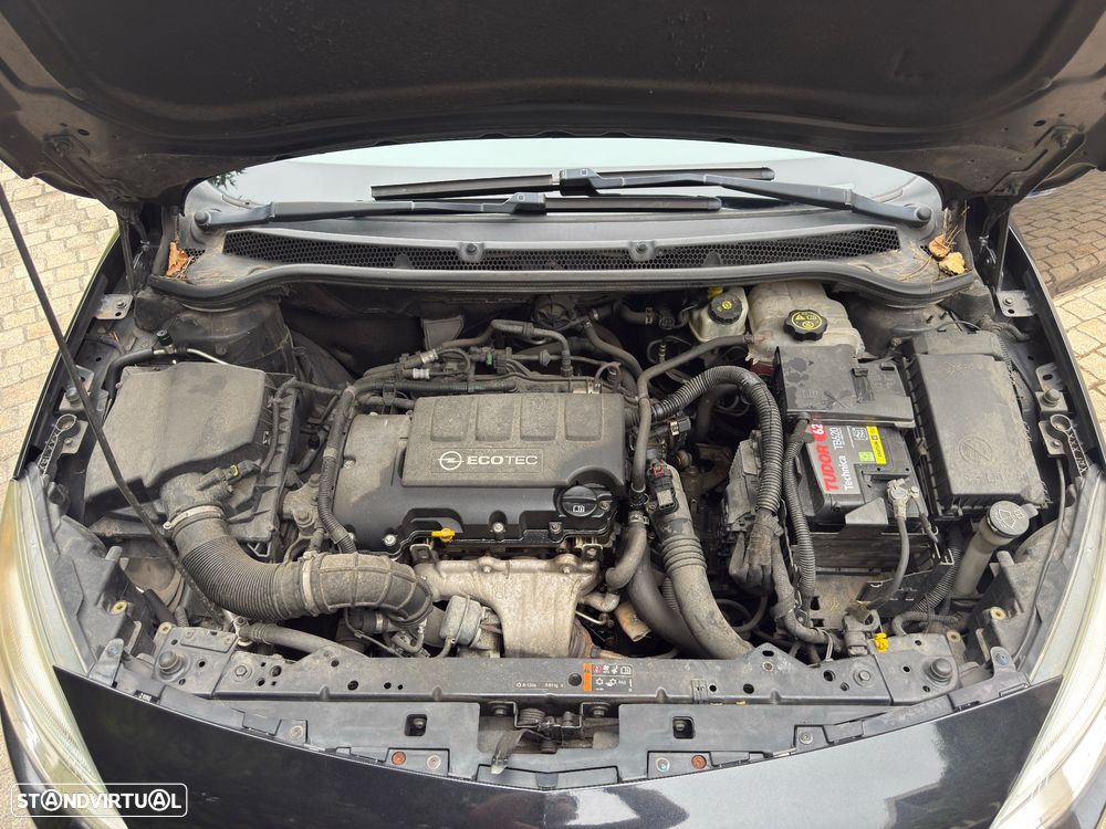 Opel Astra 1.4 Turbo Active - 11