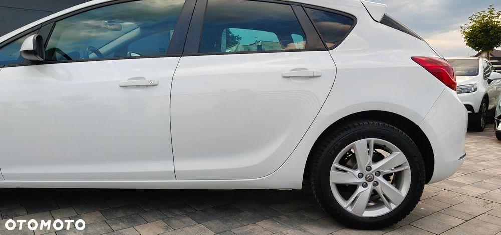 Opel Astra 1.6 ENERGY - 11