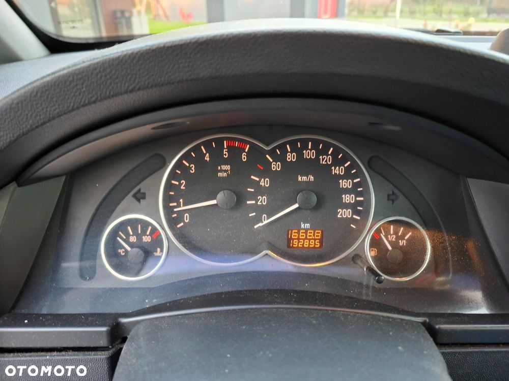Opel Meriva - 10