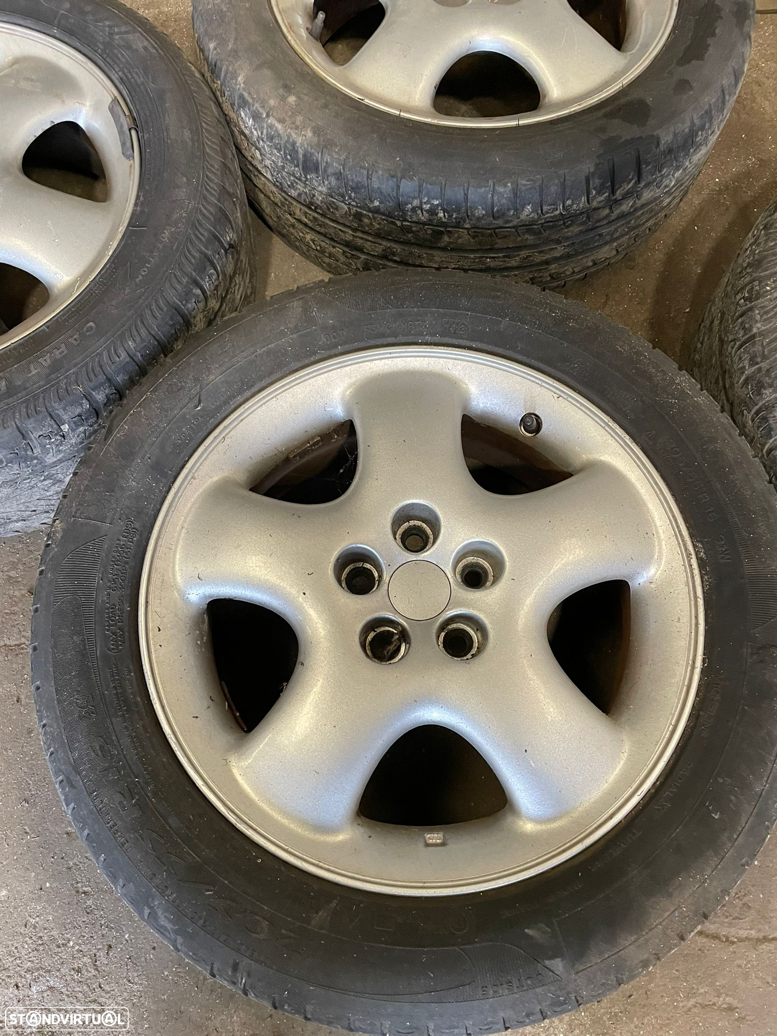 Jantes + pneus Chrysler PT Cruiser 205/55 R16 - 2