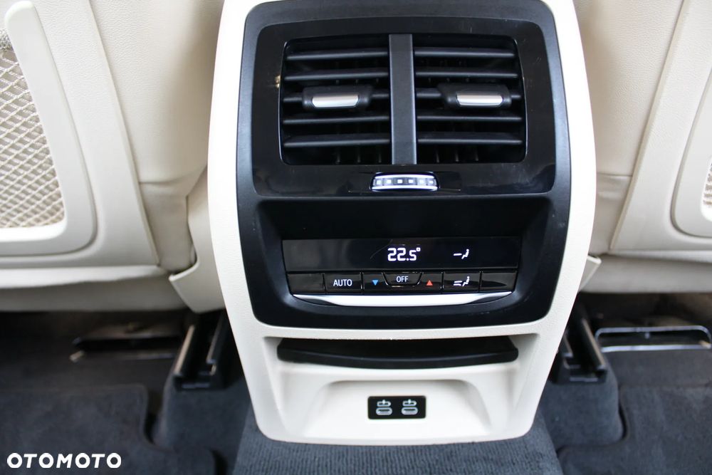 BMW X3 xDrive20i - 24