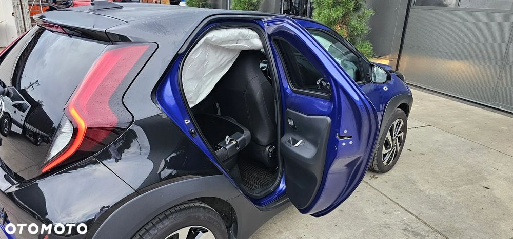 Toyota Aygo X Air Team D - 18