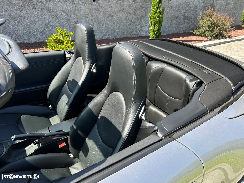 Porsche 911 (997) Carrera - 6