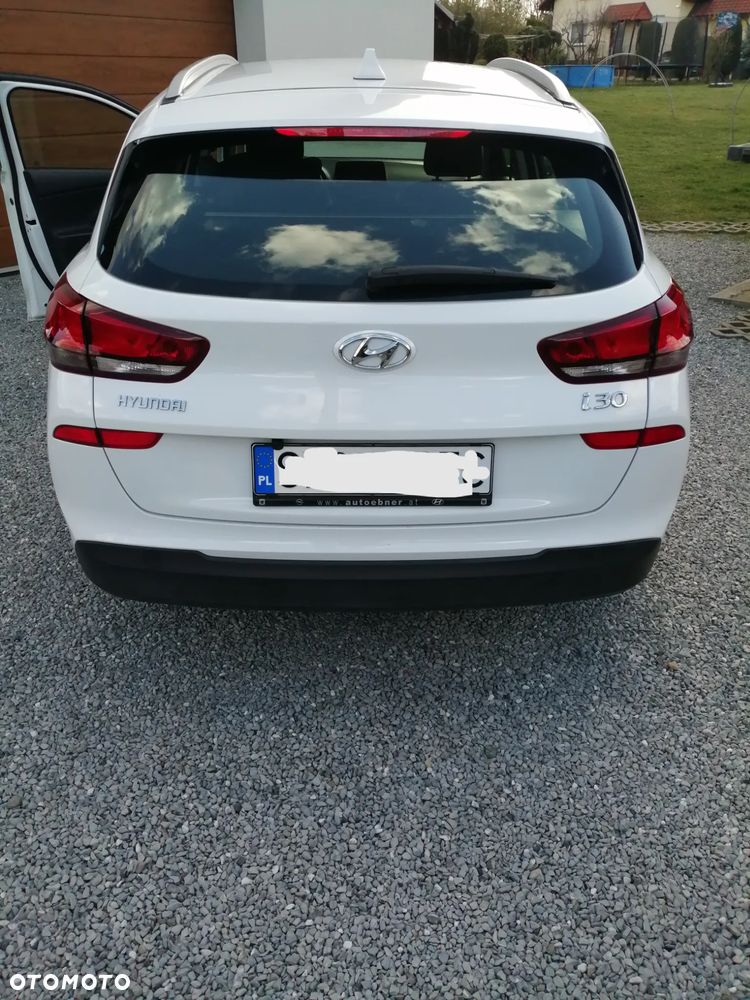 Hyundai i30 1.5 DPI Smart - 2