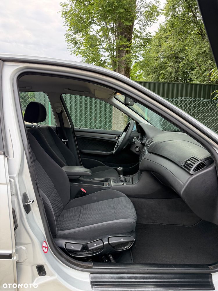 BMW Seria 3 - 22