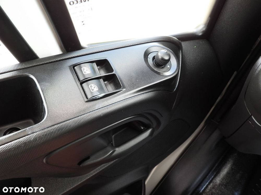 Iveco DAILY 35S18 PLANDEKA 10 PALET WEBASTO TEMPOMAT NAWIGACJA LEDY KLIMATYZACJA  180KM - 30
