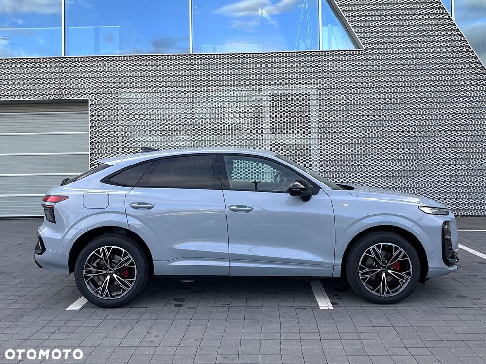 Audi Q3 Sportback - 10