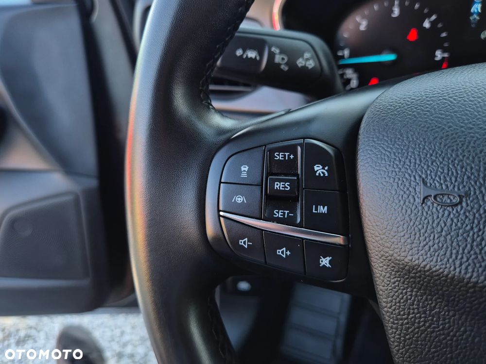 Ford Focus - 37