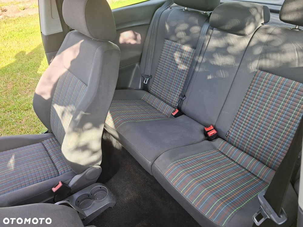 Volkswagen Polo 1.4 TDI Comfortline - 10