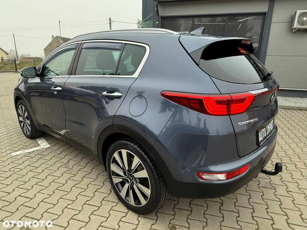 Kia Sportage 2,0 CRDI 2WD ISG Spirit - 12