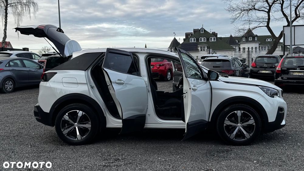 Peugeot 3008 1.2 PureTech Road Trip S&S - 11