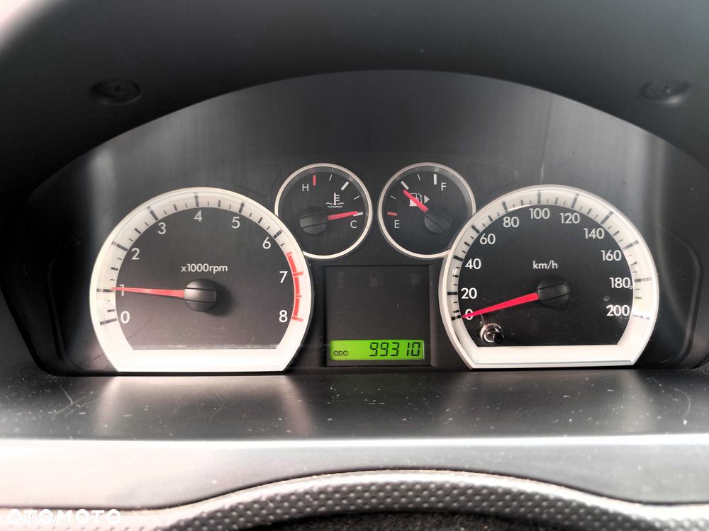 Chevrolet Aveo - 5