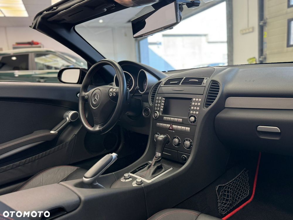 Mercedes-Benz SLK 350 7G-TRONIC Edition 10 - 37
