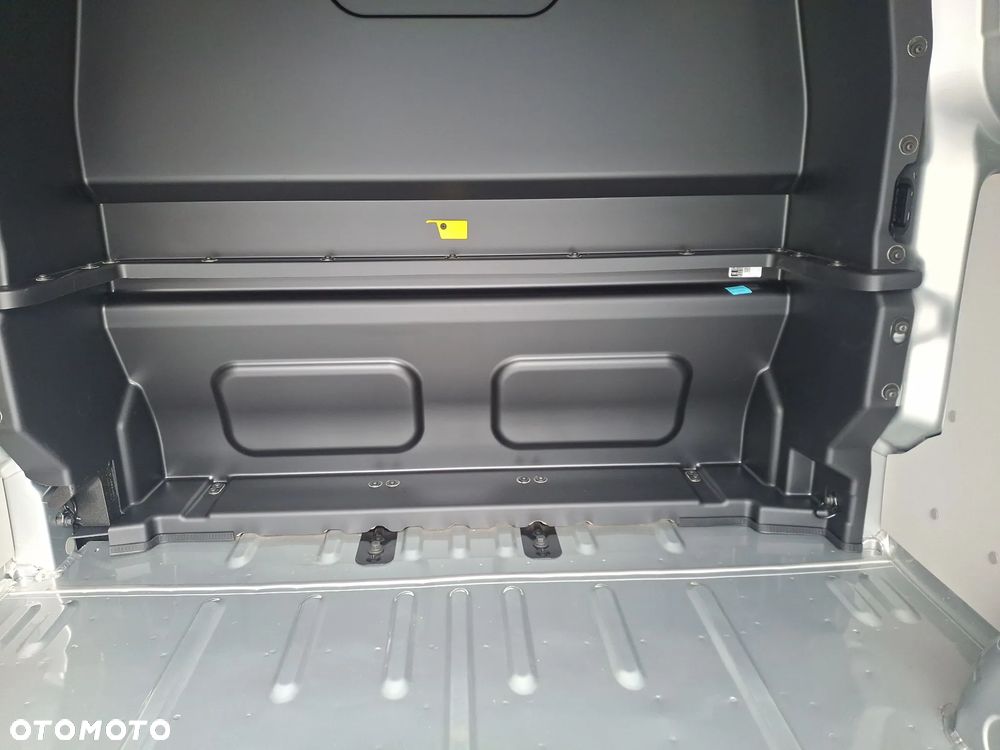 Volkswagen Transporter - 26