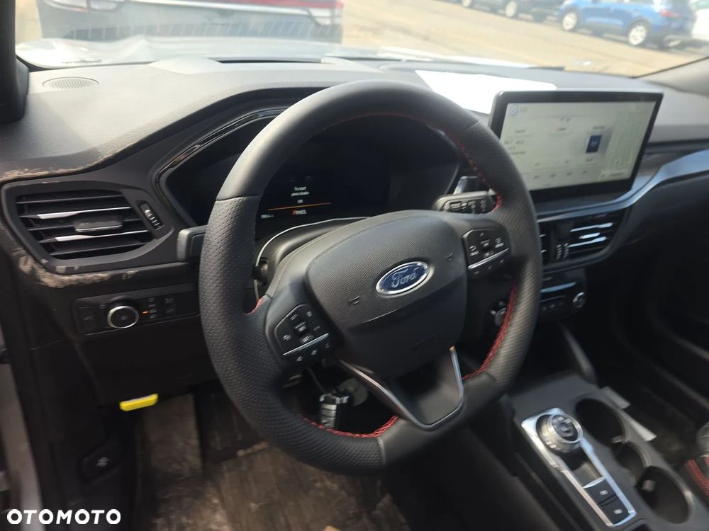 Ford Escape - 11