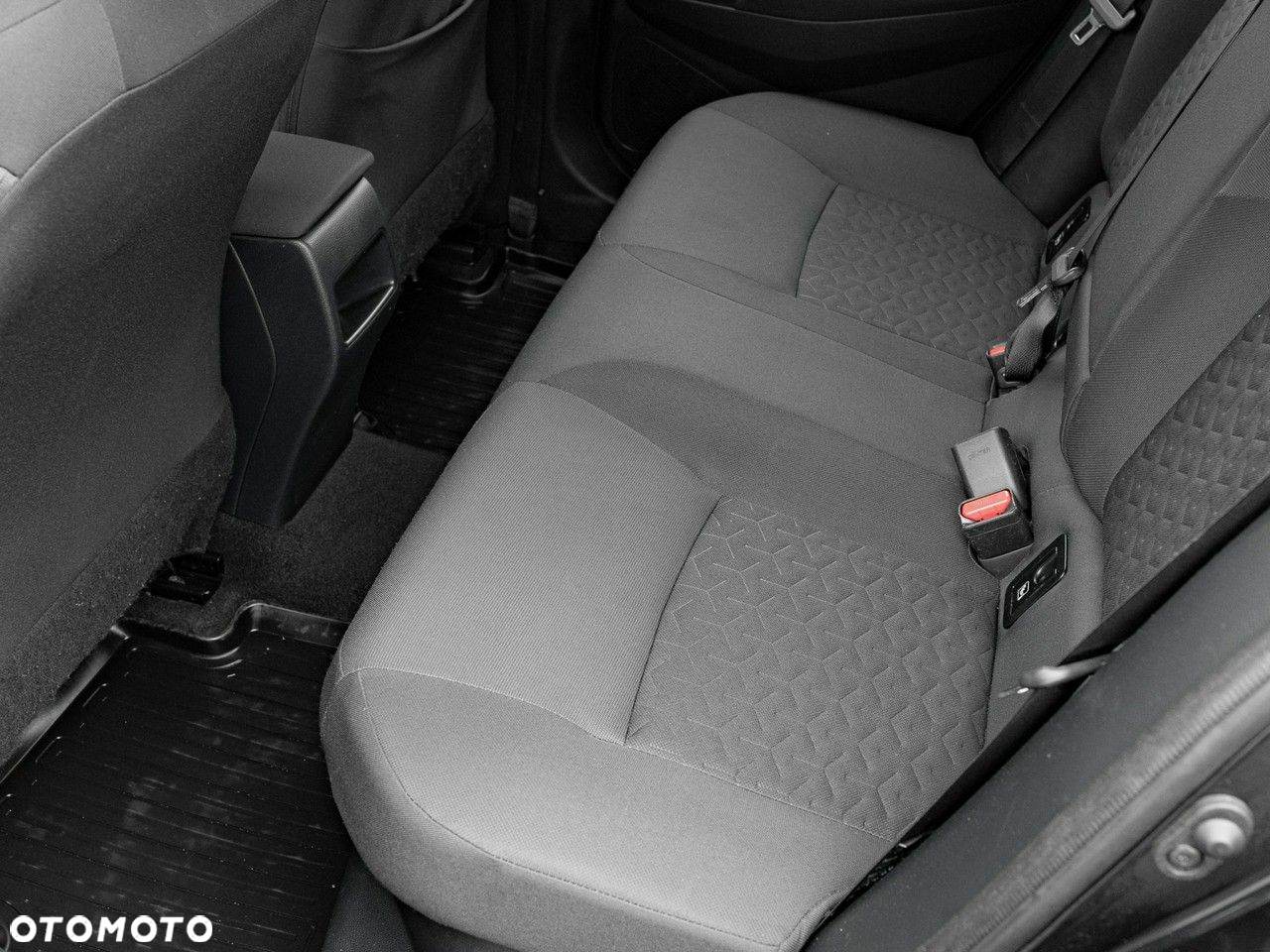 Toyota Corolla 1.8 Hybrid GPF Comfort - 27