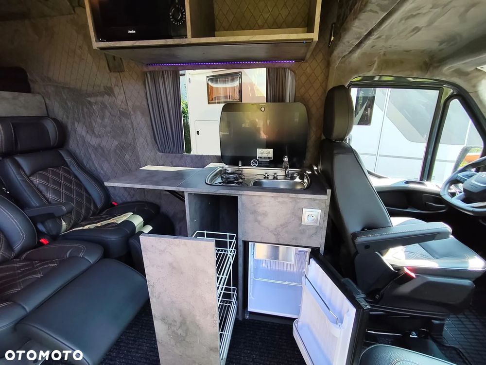 Iveco Daily 35S18 - 21