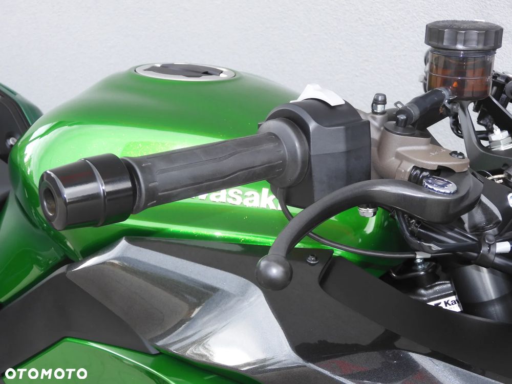 Kawasaki Ninja 1000 SX - 8