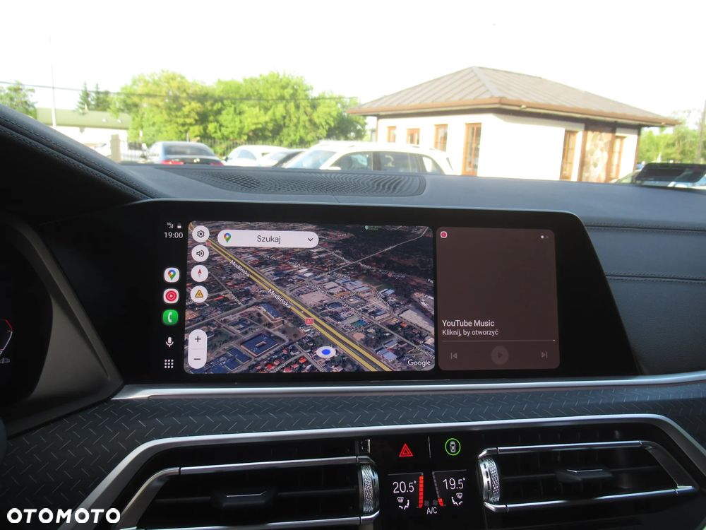 BMW X5 xDrive40i mHEV - 36